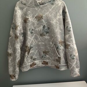 Leaf Pattern Hoodie